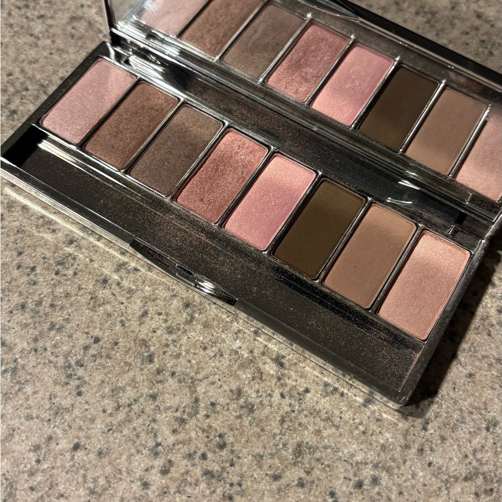 Clinique Pink honey affair neutral Eyeshadow Palette gently used see photos